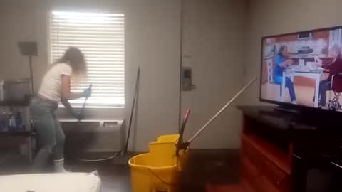 Arianna Belle online show from 12-04-24, 08:40