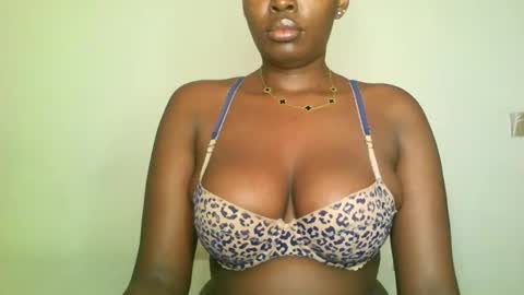 prettyvishy online show from 02-18-25, 03:21