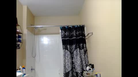 prettyworld24 online show from 01-05-25, 09:47