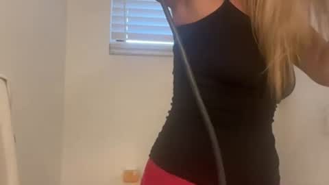 prettyyykittyyy22 online show from 09-11-25, 01:55