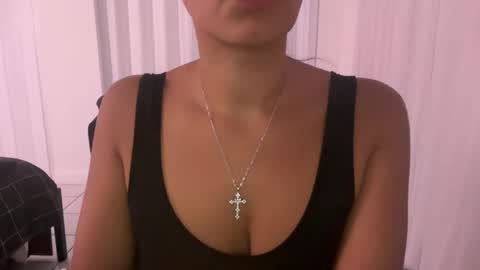 prettyyykittyyy22 online show from 10-24-25, 04:42