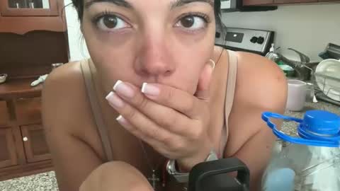 prettyyykittyyy22 online show from 01-11-26, 06:35