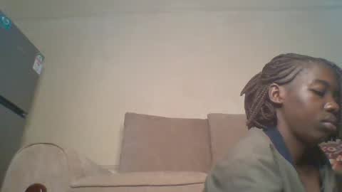 prettyzuzu online show from 09-22-25, 05:31