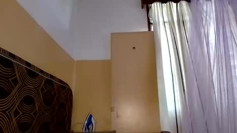 prettyzuzu online show from 09-30-25, 06:18