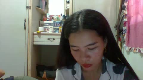 Snapshot of prety784828 chatting on 06-14-26, 01:47 prety784828 online show from 06-14-26, 01:47