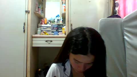 Snapshot of prety784828 chatting on 07-06-26, 12:29 prety784828 online show from 07-06-26, 12:29