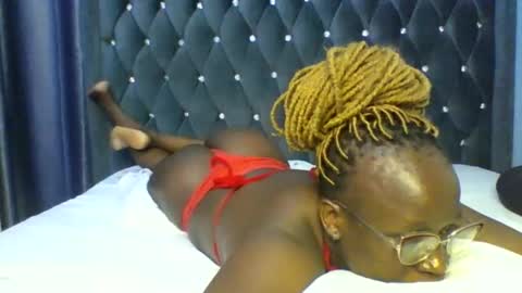 Snapshot of pretymellani chatting on 01-14-26, 08:03 pretymellani online show from 01-14-26, 08:03