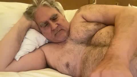 Snapshot of priapisman chatting on 05-06-26, 03:13 Priapisman online show from 05-06-26, 03:13