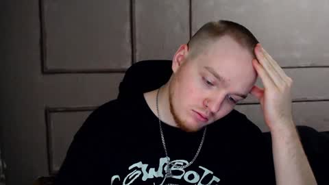 Snapshot of princ4real chatting on 12-04-24, 03:32 prince online show from 12-04-24, 03:32