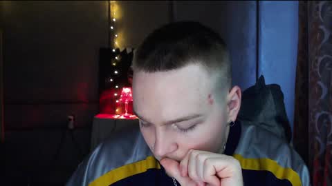 Snapshot of princ4real chatting on 01-14-25, 11:31 prince online show from 01-14-25, 11:31