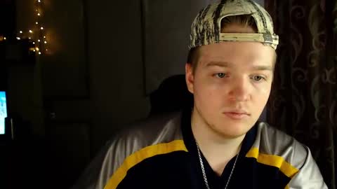 Snapshot of princ4real chatting on 03-03-25, 12:58 prince online show from 03-03-25, 12:58