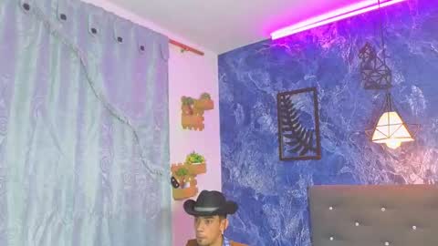 Snapshot of prince_arthur77 chatting on 03-04-26, 03:51 prince_arthur77 online show from 03-04-26, 03:51