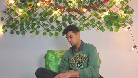 Snapshot of prince_arthur77 chatting on 03-08-26, 04:16 prince_arthur77 online show from 03-08-26, 04:16