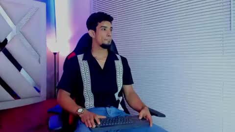 Snapshot of prince_arthur77 chatting on 06-18-26, 01:59 prince_arthur77 online show from 06-18-26, 01:59