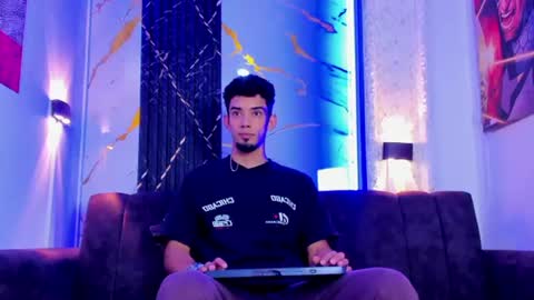 Snapshot of prince_arthur77 chatting on 06-30-26, 04:19 prince_arthur77 online show from 06-30-26, 04:19