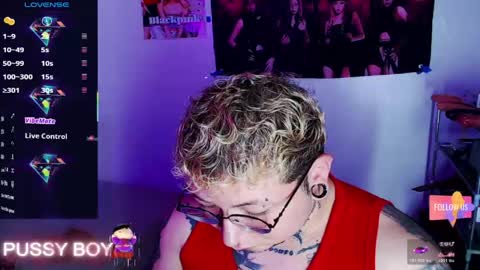 Snapshot of prince_ftm1 chatting on 04-18-26, 04:22 Prince online show from 04-18-26, 04:22
