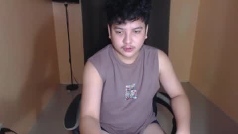 Snapshot of prince_killian chatting on 05-11-26, 09:01 Killian online show from 05-11-26, 09:01