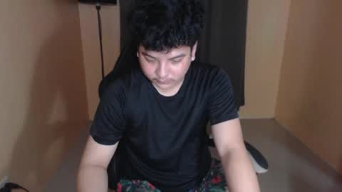 Snapshot of prince_killian chatting on 05-14-26, 01:45 Killian online show from 05-14-26, 01:45