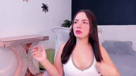 Snapshot of prince_mia2 chatting on 02-20-26, 12:16 Mia online show from 02-20-26, 12:16