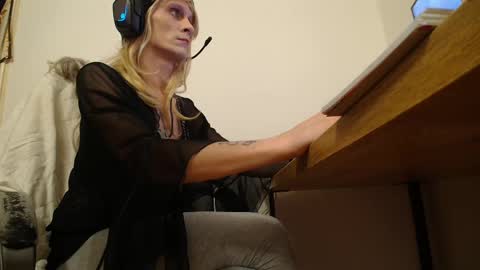 Prince Of Prague online show from 02-14-25, 04:37