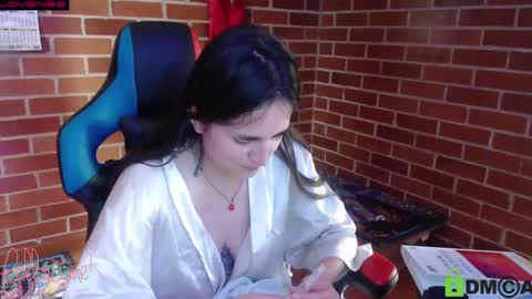 Snapshot of princesa_leia_zathur chatting on 03-07-25, 07:16 Leia online show from 03-07-25, 07:16
