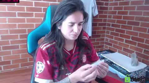 Leia online show from 07-10-26, 01:47