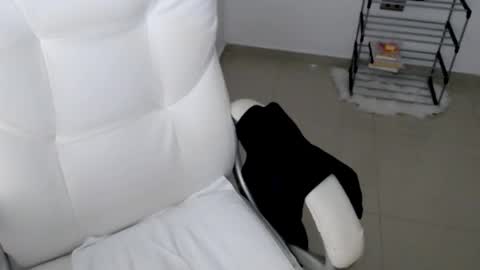 valery dollx online show from 02-26-25, 09:58