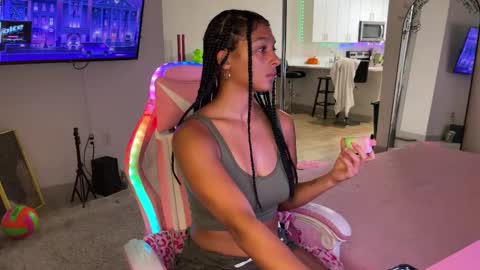 Cece  NEXT LIVESTREAM -- DEC. 4th  7 PM CST online show from 09-27-25, 03:55