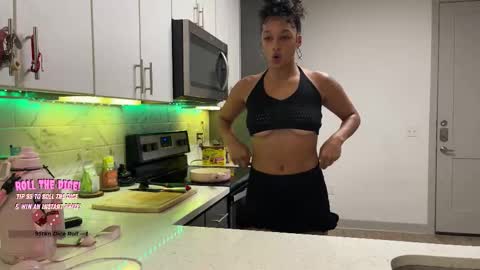 Cece  NEXT LIVESTREAM -- DEC. 4th  7 PM CST online show from 10-22-25, 01:06