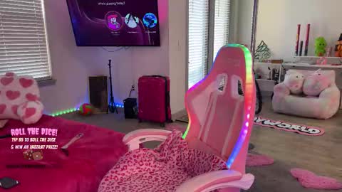 Cece  NEXT LIVESTREAM -- DEC. 4th  7 PM CST online show from 11-06-25, 10:43