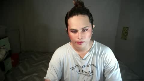 Snapshot of princess_cumxx chatting on 02-28-26, 12:39 Kylie online show from 02-28-26, 12:39