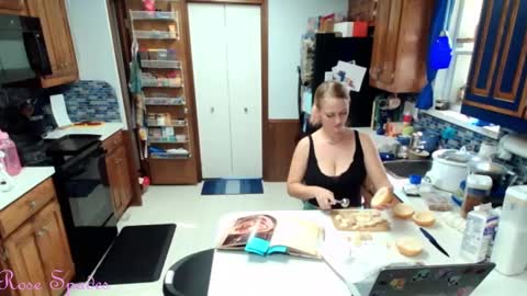 Princess Rose online show from 10-03-25, 02:58