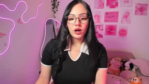    online show from 06-03-26, 08:14