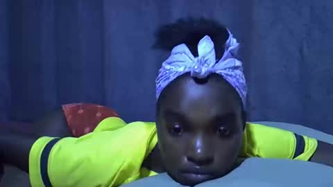 princess_scovia online show from 12-03-25, 07:01