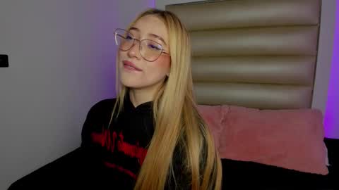 princess_tokyo_ online show from 01-07-26, 09:17