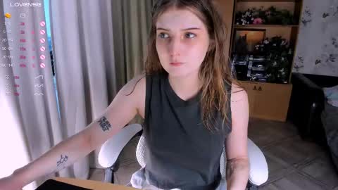 Snapshot of princessaalicc chatting on 09-11-25, 03:23 princessaalicc online show from 09-11-25, 03:23