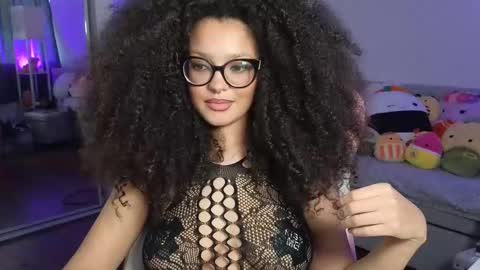 Snapshot of princessamberrrxo chatting on 11-15-25, 12:52 Amber online show from 11-15-25, 12:52