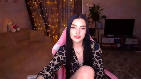 princessamira1 online show from 12-04-25, 03:32