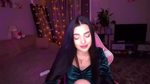 princessamira1 online show from 12-05-25, 03:30