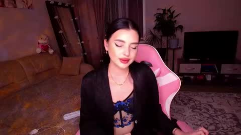 Snapshot of princessamira1 chatting on 01-10-26, 03:47 princessamira1 online show from 01-10-26, 03:47