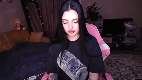 Snapshot of princessamira1 chatting on 02-21-26, 03:35 princessamira1 online show from 02-21-26, 03:35