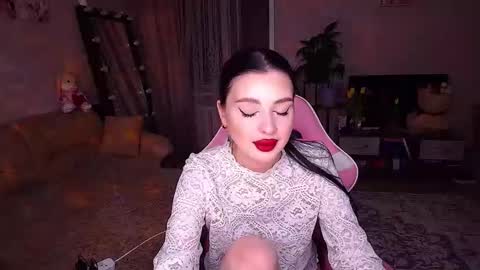 Snapshot of princessamira1 chatting on 03-09-26, 04:00 princessamira1 online show from 03-09-26, 04:00