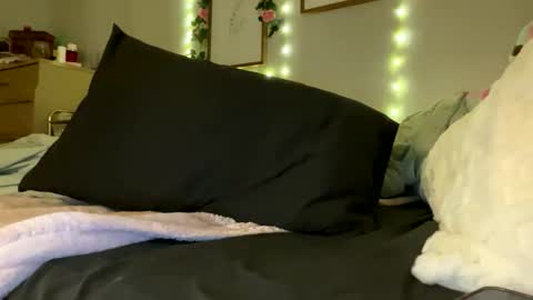 Snapshot of princessbaby525 chatting on 04-21-26, 01:42 Sable online show from 04-21-26, 01:42
