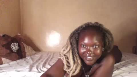 Snapshot of princesscheekyx chatting on 09-21-25, 10:28 princesscheekyx online show from 09-21-25, 10:28