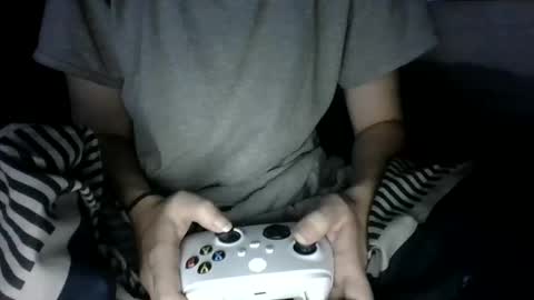 Holly love online show from 11-21-25, 09:19