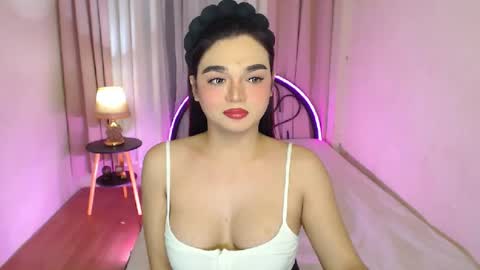 Snapshot of princesshugecumontop chatting on 06-19-26, 10:52 PrincessDONT FORGET TO FOLLOW ME online show from 06-19-26, 10:52