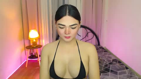Snapshot of princesshugecumontop chatting on 07-23-26, 04:05 PrincessDONT FORGET TO FOLLOW ME online show from 07-23-26, 04:05