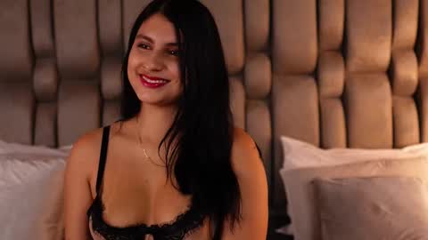 Snapshot of princessluu chatting on 02-15-26, 07:43 Lu online show from 02-15-26, 07:43