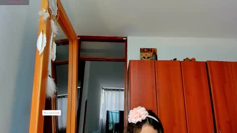 Snapshot of princessmariana25 chatting on 03-27-26, 05:34 princessmariana25 online show from 03-27-26, 05:34