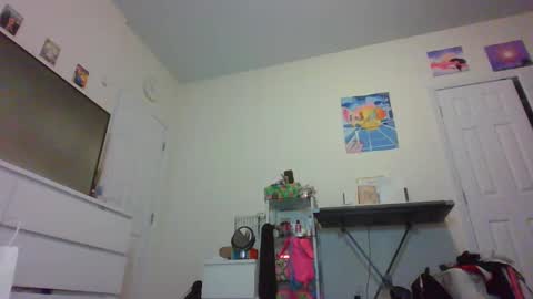       online show from 02-25-25, 07:52